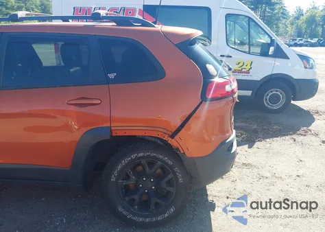 2016 Jeep Cherokee Trailhawk из США, поврежденный, VIN 1C4PJMBS2GW255368